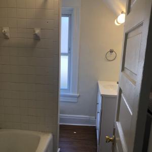 bathroom.jpeg