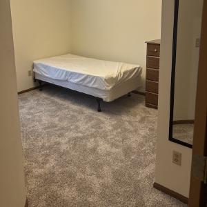 bedroom5.jpg